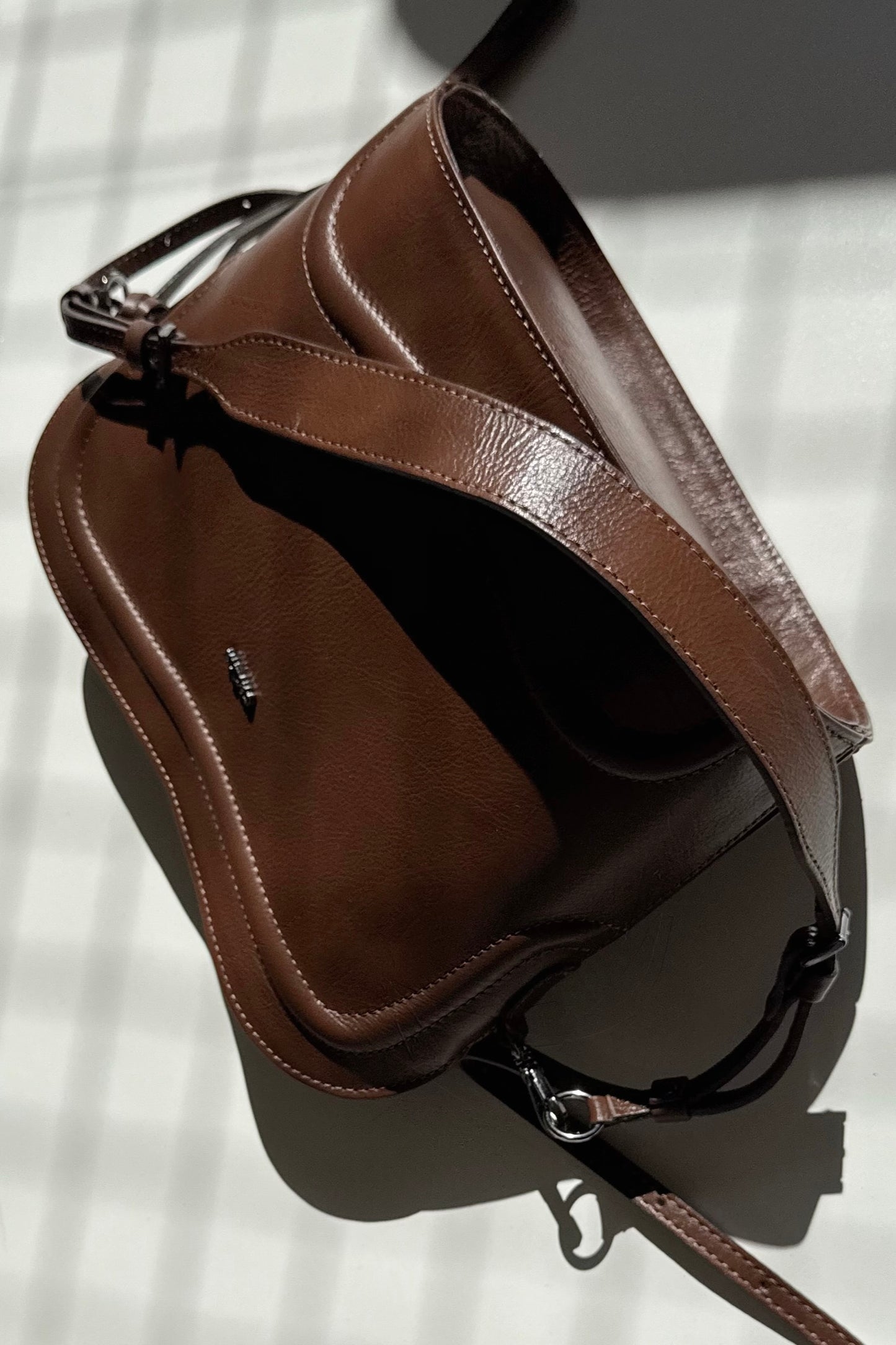 BOLSA LINHAS - choco