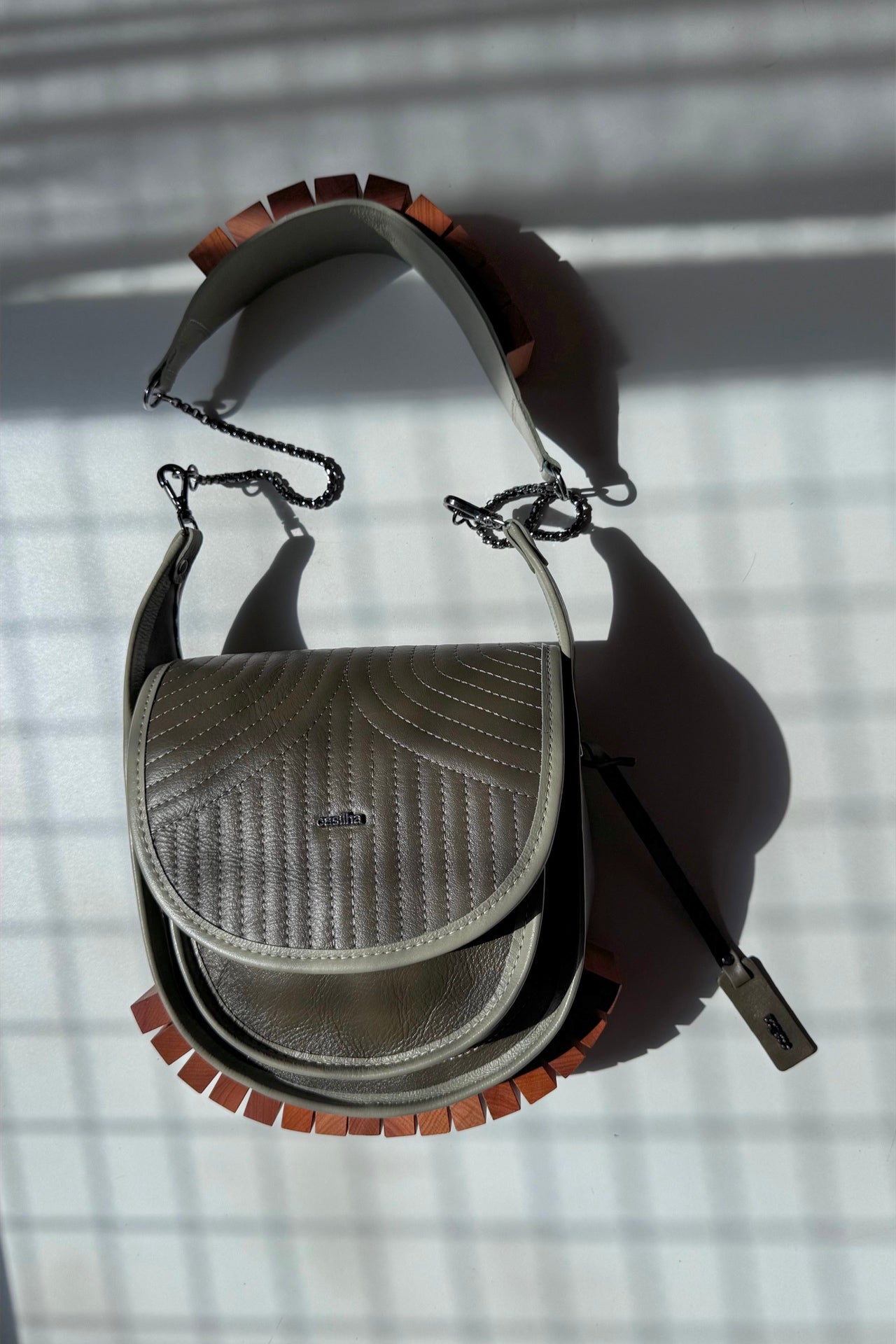 BOLSA RESTINGA - couro aspen e army