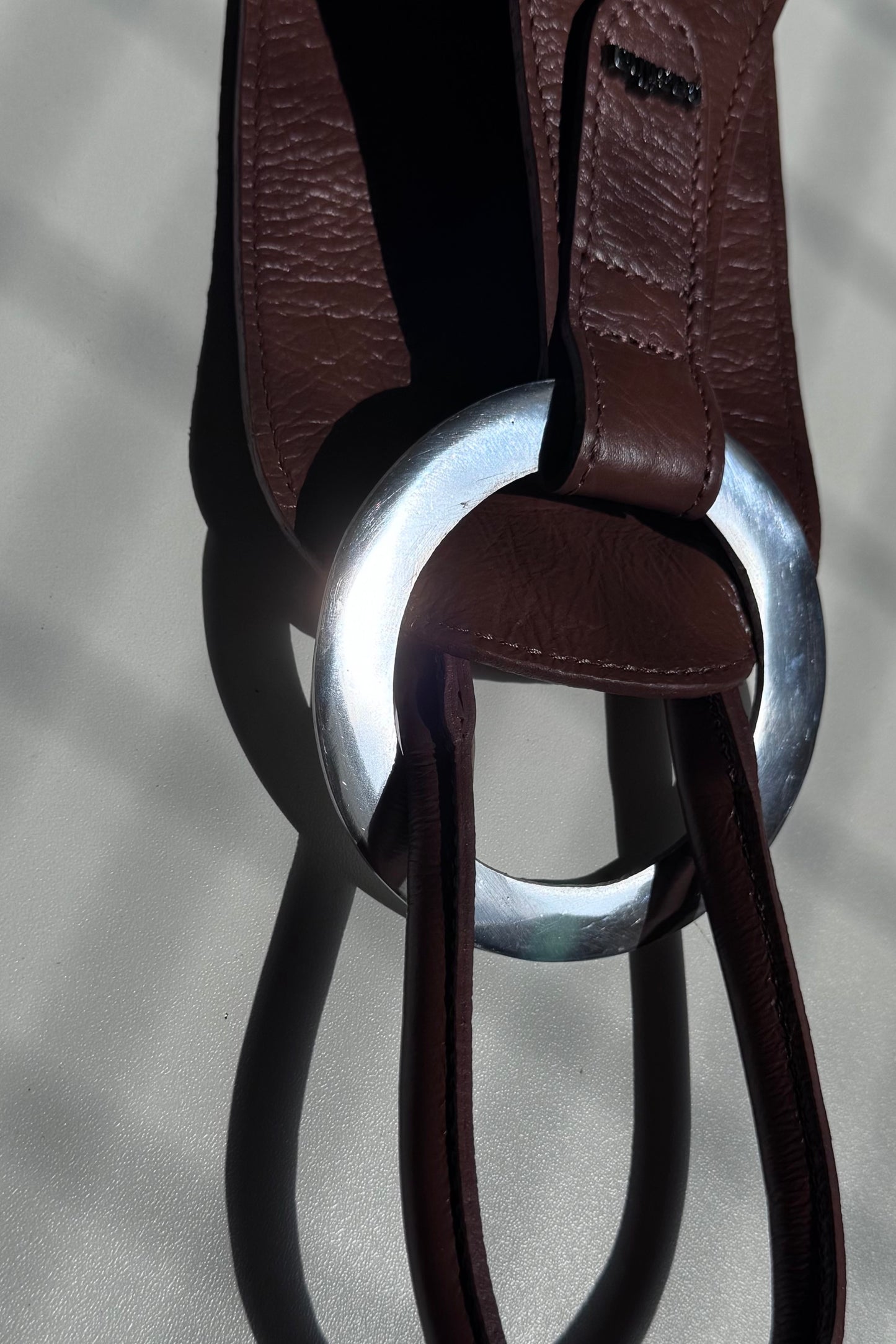PORTA GARRAFA ORBE - choco