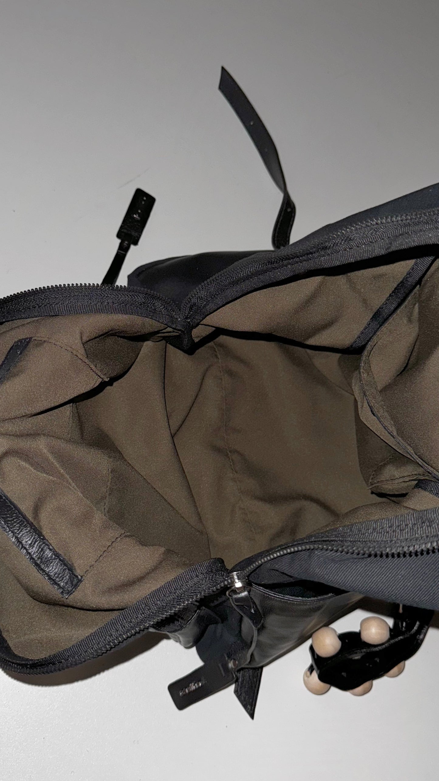 MOCHILA SLOW - carvão