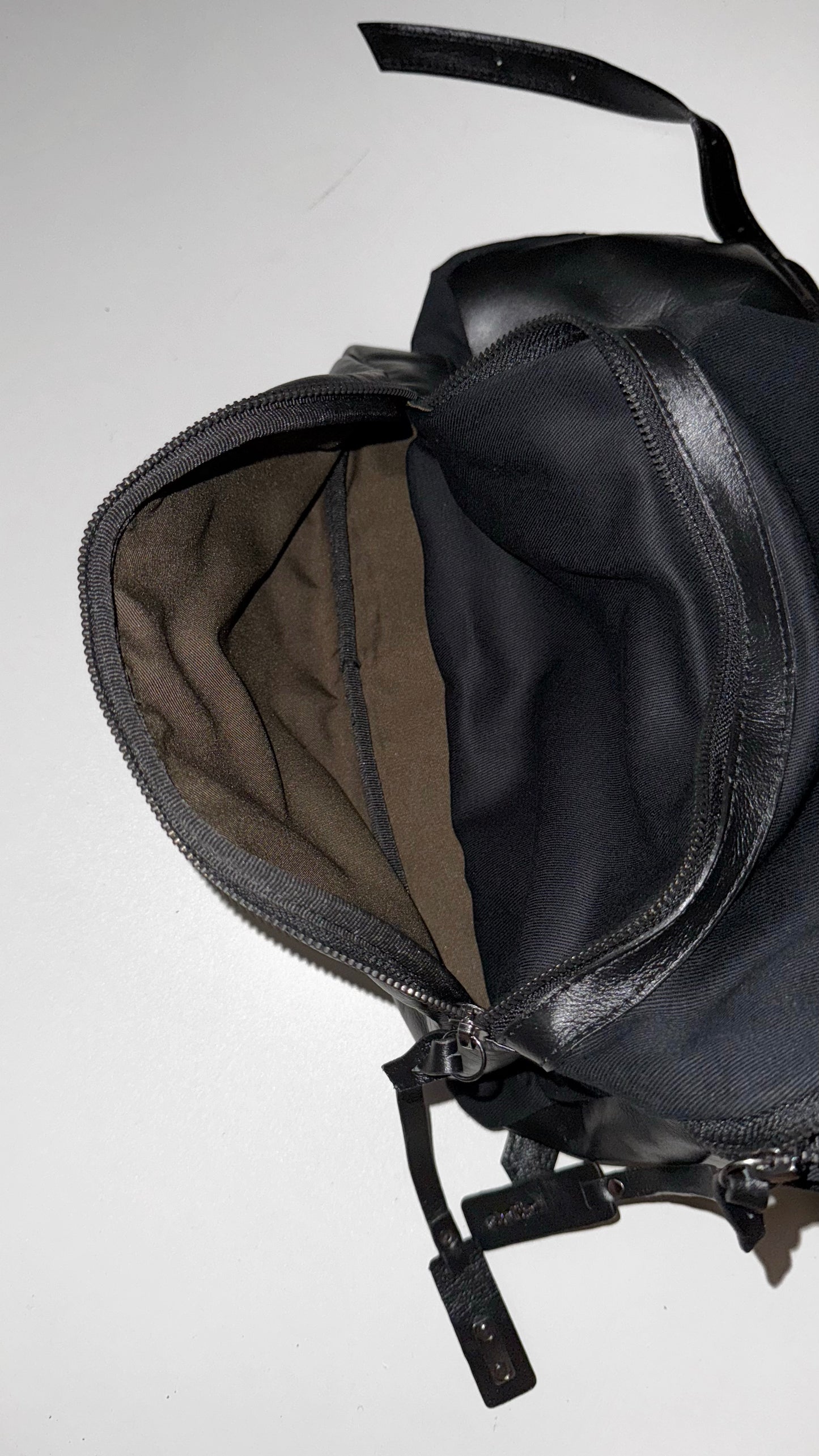 MOCHILA SLOW - carvão