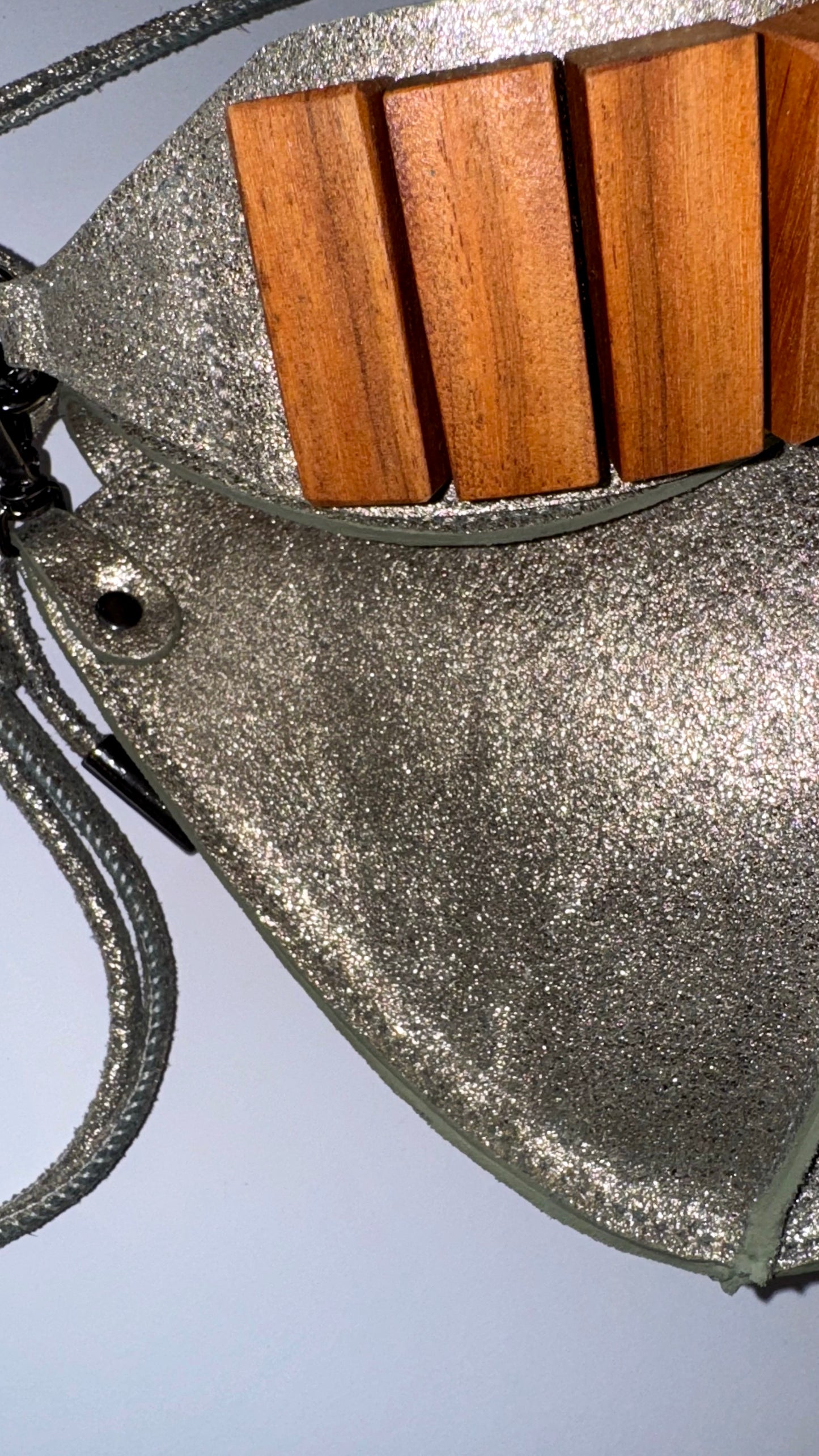 BOLSA CONCHA CAMADAS - verde army metalizado
