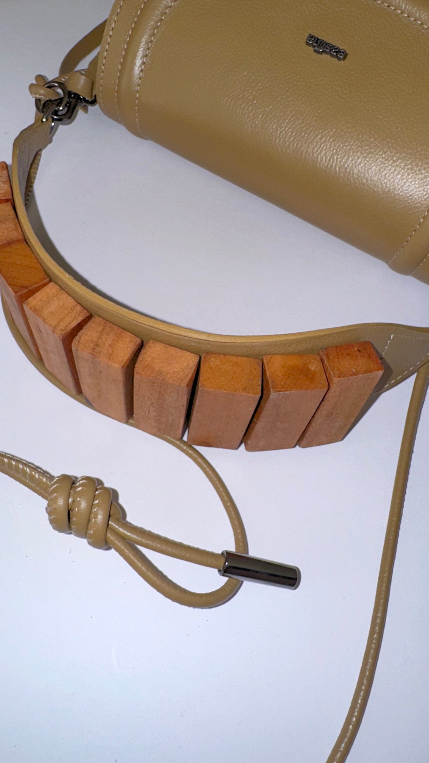 BOLSA CONCHA CAMADAS - oliva