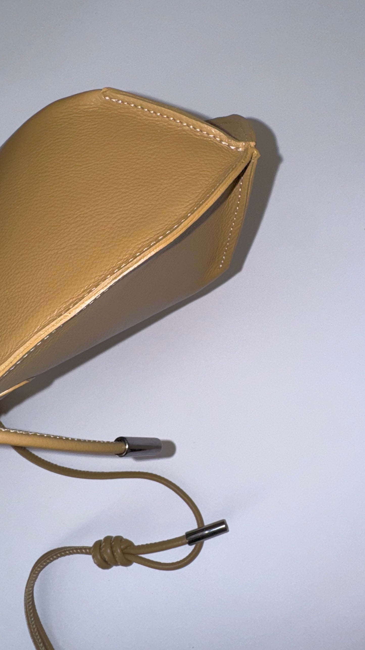 BOLSA CONCHA CAMADAS - oliva