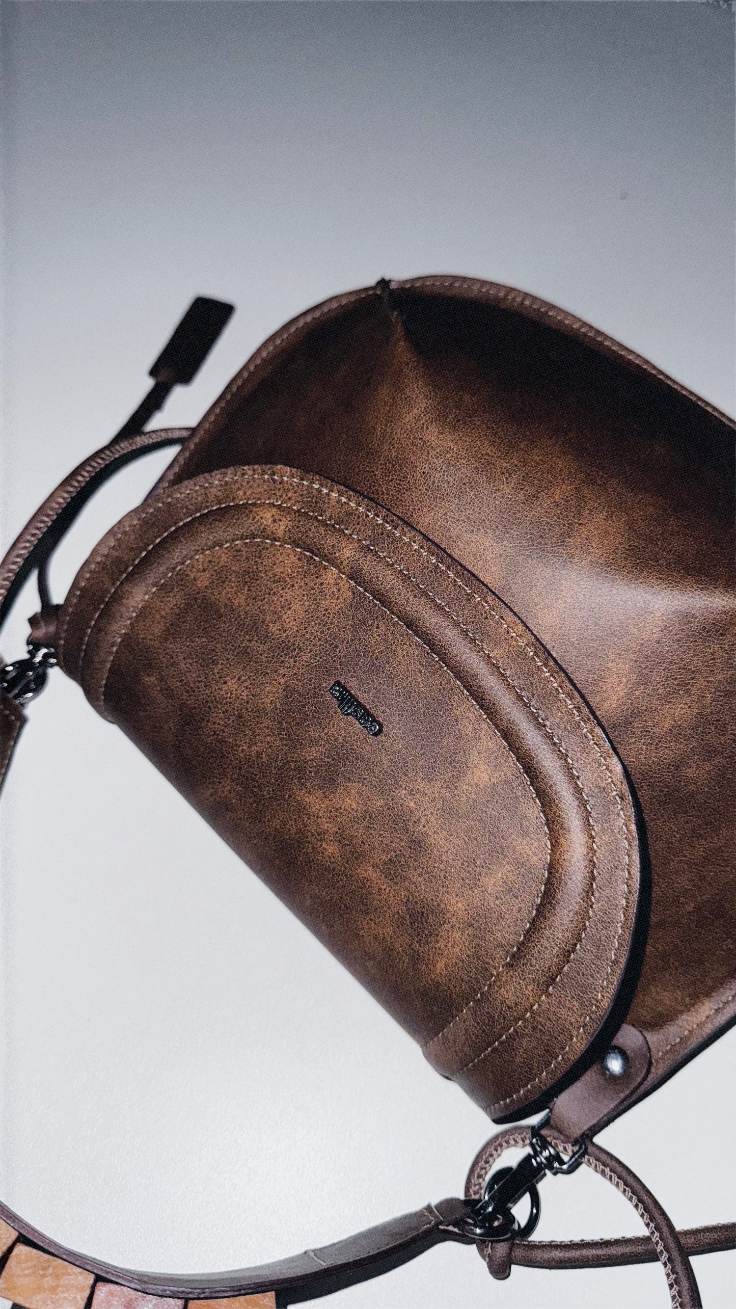 BOLSA CONCHA CAMADAS - marrom destroyed