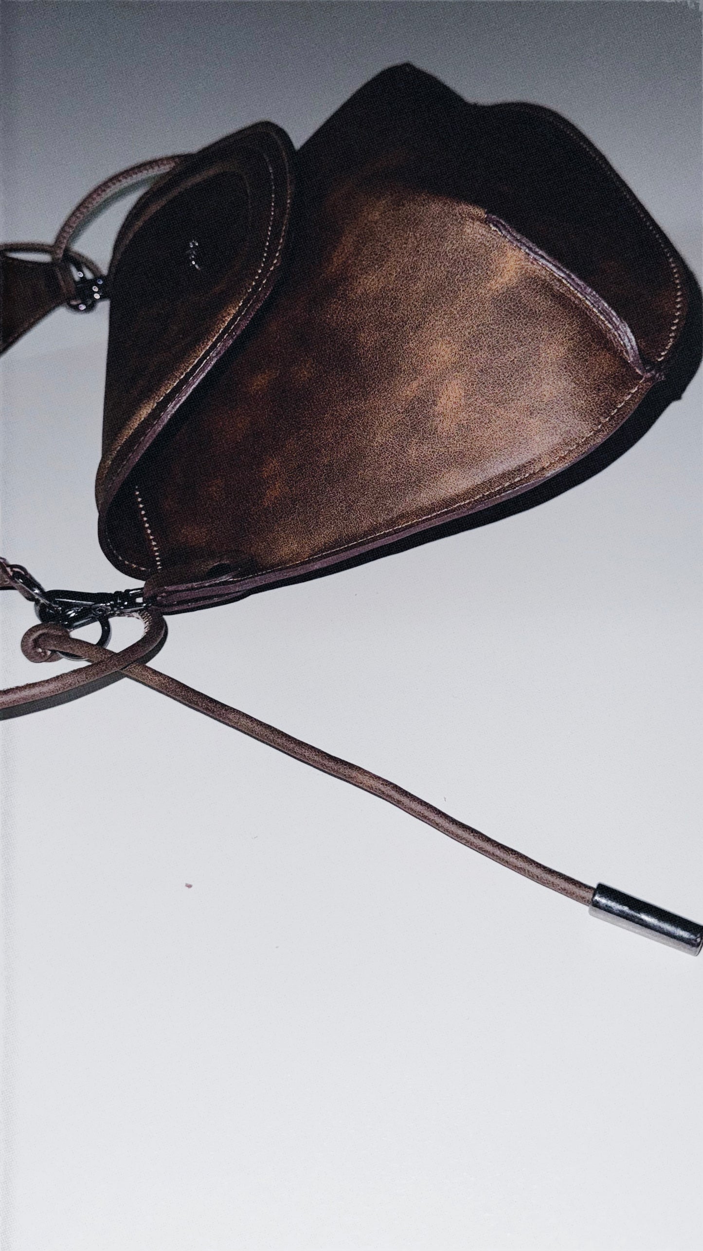 BOLSA CONCHA CAMADAS - marrom destroyed