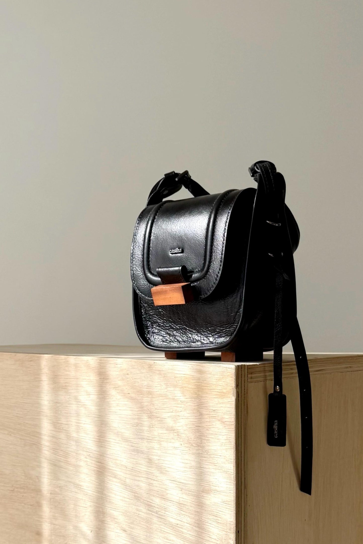 BOLSA CALIFA MINI - carvão