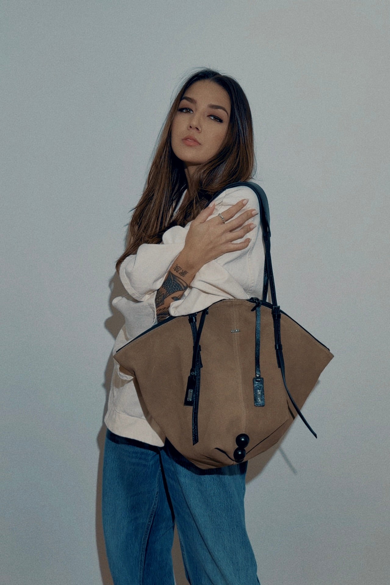 BOLSA BOTTOM - fendi e carvão