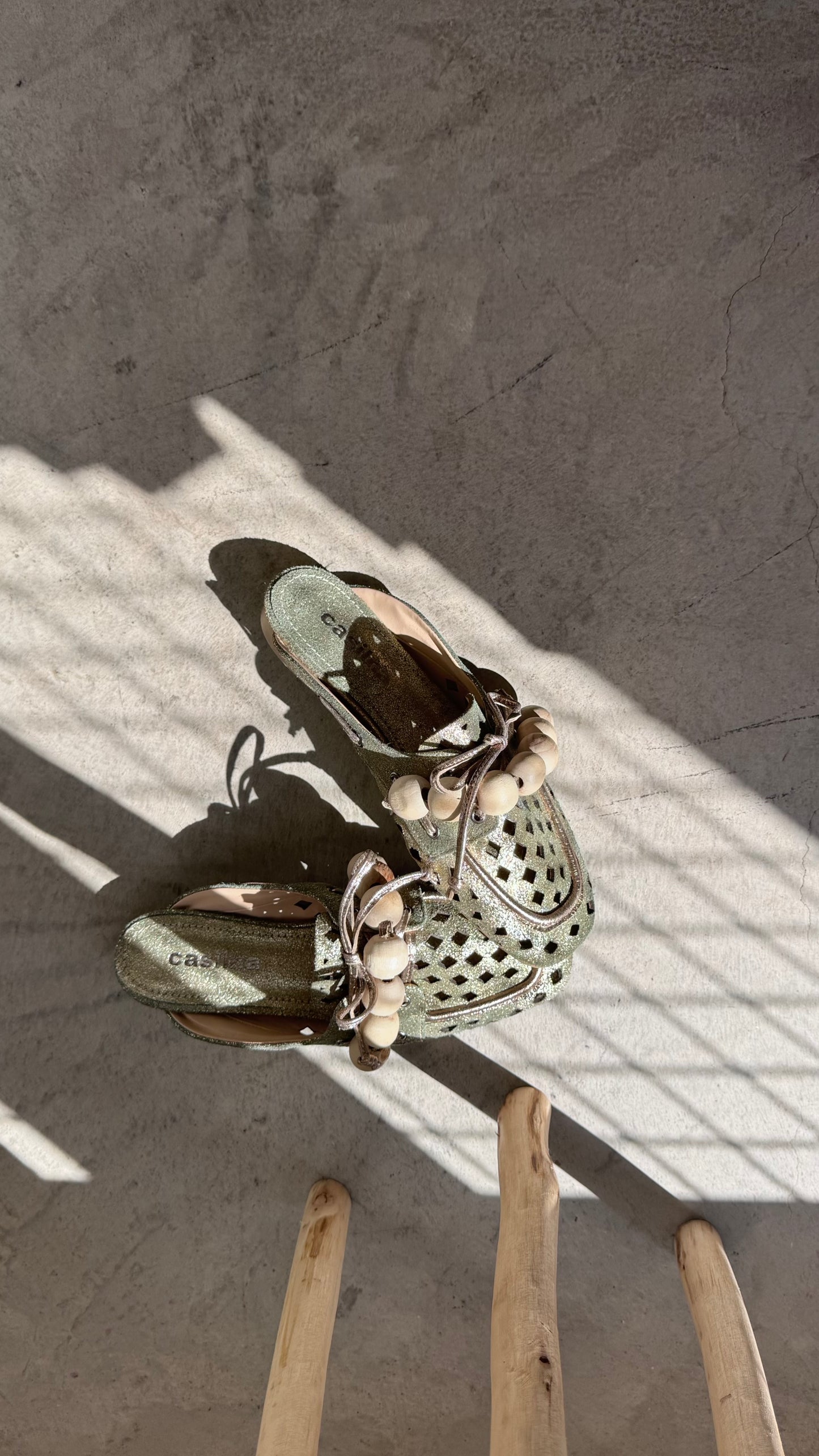 MULE VAZADO ESFERAS - metal army