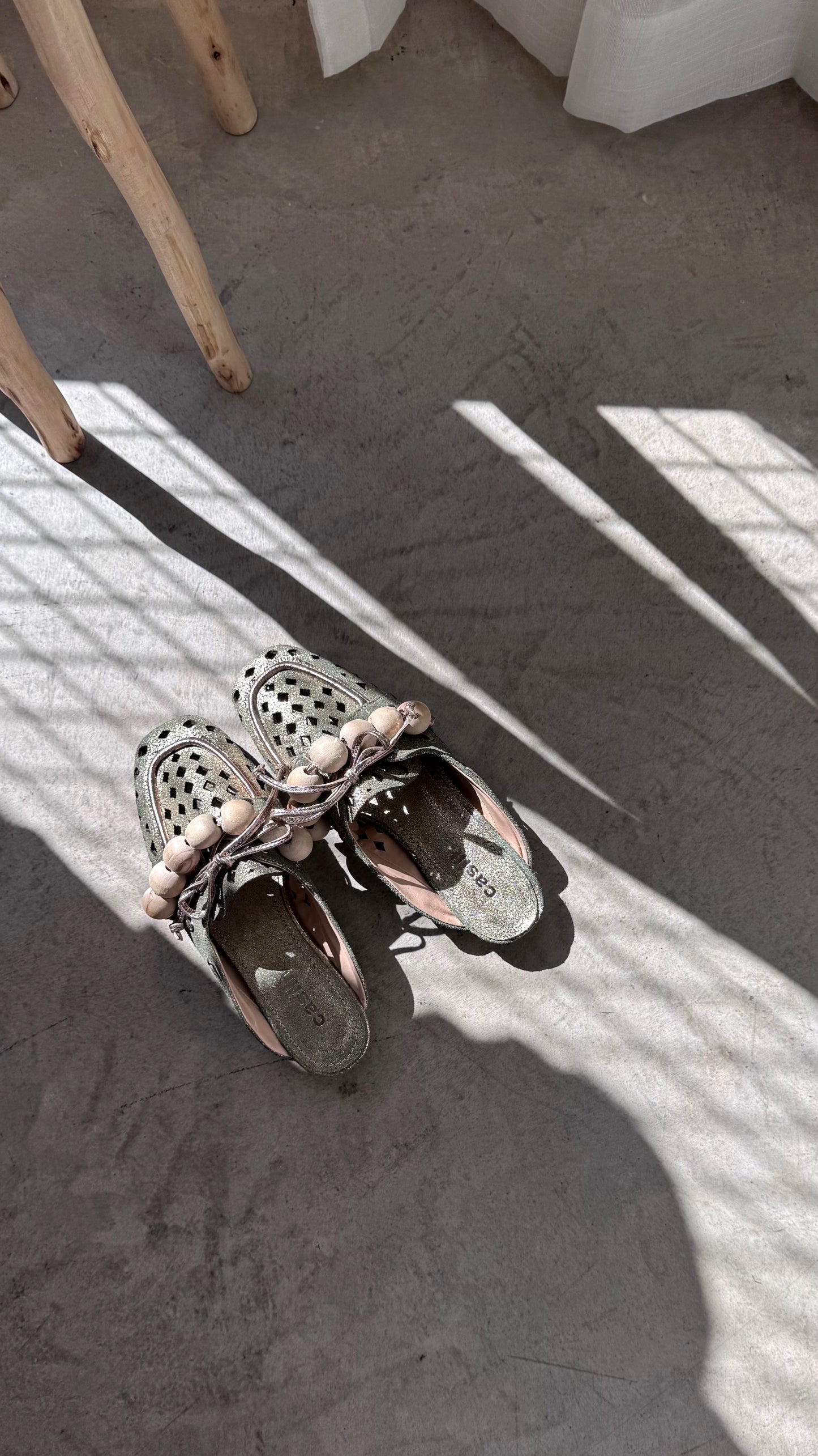 MULE VAZADO ESFERAS - metal army